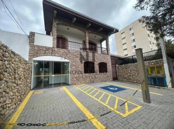 Comercial · 305m² · 3 Vagas · PONTO COMERCIAL/CASA - PARA LOCAÇÃO - COM 6 SALAS E 5 BANHEIROS - QUINTAL E VAGAS DE GARAGENS - VILA