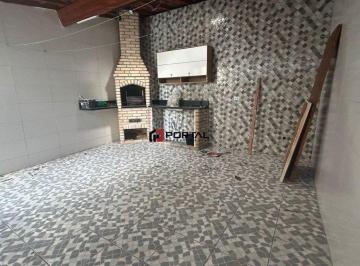Casa · 135m² · 4 Quartos · 2 Vagas · Casa em condomínio para aluguel em Cotia.
