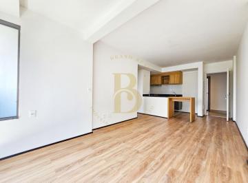 Apartamento · 48m² · 1 Quarto · 1 Vaga · Apartamento novo á venda ou locação, em Moema, 1 quarto, 1 vaga, andar alto.