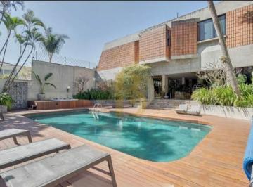 Casa · 770m² · 4 Quartos · 8 Vagas · Casa reformada no Alto da Boa vista com 720 m² de área construída 4 suítes 8 vagas