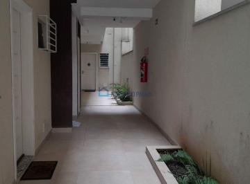 Apartamento · 50m² · 2 Quartos · Apartamento térreo, próximo metrô Santa Cruz, semi novo, sem vaga.