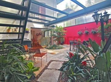 Casa · 339m² · 4 Quartos · 3 Vagas · Casa à venda no Campo Belo - 339m², 4 dormitórios, rua tranquila e localização privilegiada