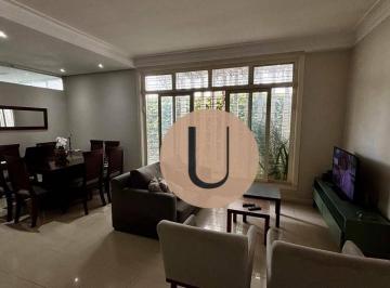 f7e92505bf5c2dd0882f9c87d281af1a5be755ca · Casa 3 Suítes 255M²