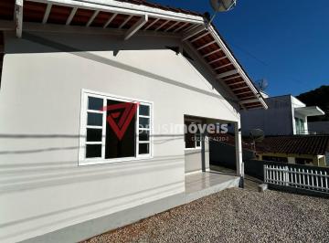 Casa · 75m² · 2 Quartos · 1 Vaga · Casa Solta em Brusque