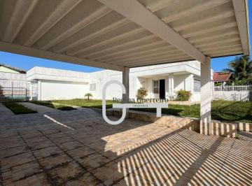 3bc150b9f8f4f5688798caf7beb8401418bb886e · Casa com 4 dormitórios à venda, 334 m² por R$ 890.000,00 - Estância Balneária Convento Velho - Peruí