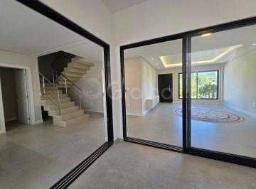 Foto 1 · Casa de m² com 3 suítes no João Paulo