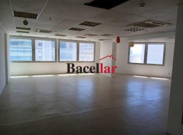 Comercial · 361m² · Andar :  / Comercial / Centro