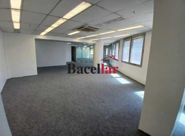Comercial · 173m² · Andar :  / Comercial / Centro