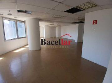 Comercial · 188m² · Andar :  / Comercial / Centro