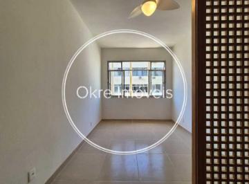 Apartamento · 27m² · 1 Quarto · Studio :  / Residencial / Centro