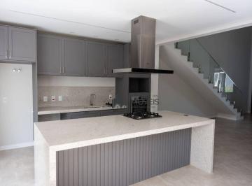 1cf2ae810ebf20ace6bb2c967bafb49ff3dd9250 · Casa com 3 dormitórios à venda, 235 m² por R$ 1.580.000 - Terras da Estância - Paulínia/SP