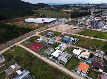 Terreno · 375m² · AMPLO TERRENO NO BAIRRO VILLAGE - FINANCIÁVEL - IMBITUBA SC