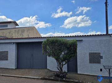 Fachada · Casa à venda no Bairro Caxambu em Jundiaí - SP
