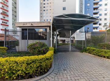 Apartamento de 2 quartos, Curitiba · Apartamento com 2 quartos, 1 vaga, no Cristo Rei - Curitiba