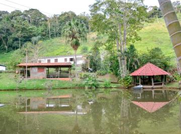 Rural · 150m² · 8 Quartos · 5 Vagas · Excelente sítio em Penido- Valadares- Juiz de Fora-MG - 01.