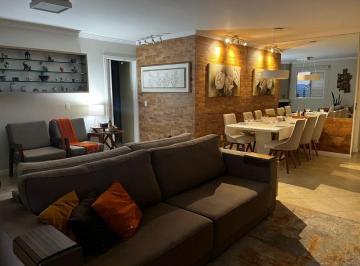 Apartamento de 3 quartos, São Paulo · Apartamento na Vila São Francisco 135m², 3 suítes, 3 vagas, varanda gourmet.