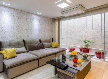 Casa de 3 quartos, São Paulo · Sobrado para venda tem 220 metros quadrados 