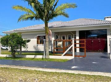 Casa de Esquina em Areias Brancas – Arroio do Sal · Casa de Esquina em Areias Brancas – Arroio do Sal
