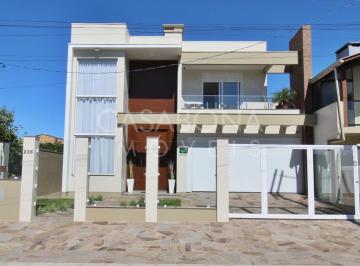Residência Exclusiva Próxima ao Centro e ao Mar · Residência Exclusiva Próxima ao Centro e ao Mar