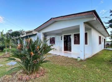 Casa de Esquina com Piscina – Bairro Jardim Olívia, Arroio do Sal · Casa de Esquina com Piscina – Bairro Jardim Olívia, Arroio do Sal