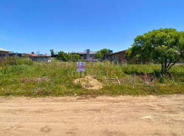 Terreno com ótima posição solar no Balneário Pérola, ideal para construir e investir · Terreno com ótima posição solar no Balneário Pérola, ideal para construir e investir!