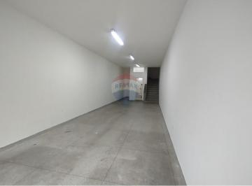 Comercial · 205m² · Aluguel de Ponto Comercial no Brás - 205m²