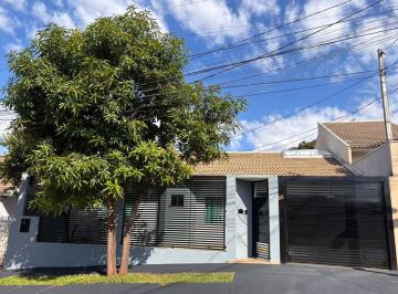 Casa · 4 Quartos · 5 Vagas · VENDA | Casa, com 4 dormitórios em Jardim Paris, Maringá