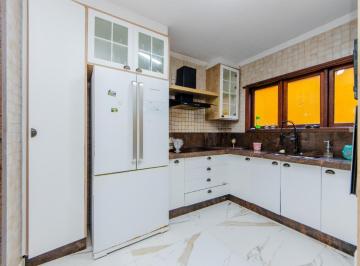 IMG_20260607_185123_000.jpeg · Confortável casa em condomínio para venda e locação com 4 quartos, sendo 4 suítes, 557m² - leonidasa