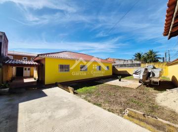 Casa · 600m² · 3 Quartos · 8 Vagas · 
                                Casa em Peruíbe
                            