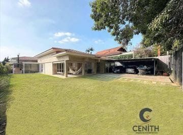Casa · 1041m² · 3 Quartos · 3 Vagas · Casa semi-térrea em estilo rústico no condomínio Passárgada A, Cotia