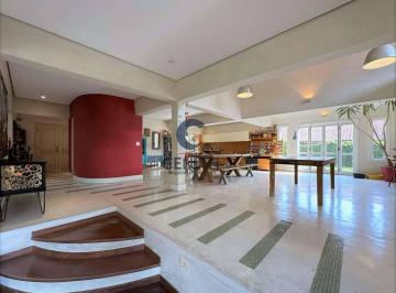 Casa · 308m² · 3 Quartos · 3 Vagas · Casa semi-térrea em estilo rústico no condomínio Passárgada A, Cotia