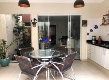 Casa · 172m² · 3 Quartos · 2 Vagas · Casa a venda Jd Caxambu- 3 dormitórios