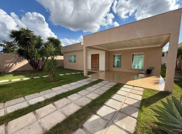 Casa de 3 quartos, Gama · Casa ponte alta norte, 3 suítes com closet, toda na laje, lote 800m², rua JK