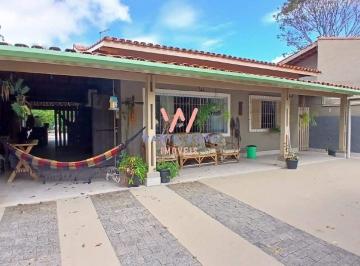 Casa · 161m² · 2 Quartos · 3 Vagas · Casa a 700m da praia, com 2 dormitórios à venda, 161 m² por R$ 650.000 - Porto Novo - Caraguatatuba/