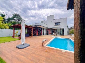 Casa · 280m² · 3 Quartos · 4 Vagas · Casa à venda em condomínio fechado na cidade de Louveira
