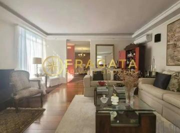Casa · 430m² · 4 Quartos · 5 Vagas · Casa Sobrado à Venda com 430m² - 4 Dormitórios (2 Suítes) com Piscina e Quintal -  na Vila Leopoldin