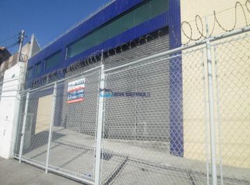 Comercial · 359m² · 4 Vagas · AV. Cupecê prédio comercial com mezanino 4 vagas de garagem.