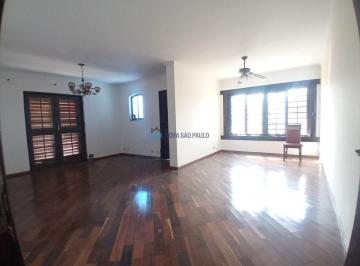 Casa · 220m² · 3 Quartos · 4 Vagas · Casa térrea - Bairro Campo Belo