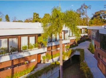 Casa · 552m² · 3 Quartos · 4 Vagas · Casa em condomínio fechado à venda com 3 dormitórios no Jardim Petrópolis