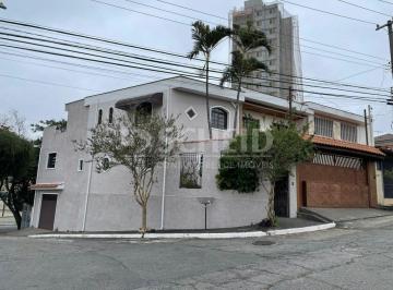 Casa · 210m² · 5 Quartos · 3 Vagas · Sobrado a venda de 210,00m² útil, com 5 quartos e 3 vagas na Vila Marari