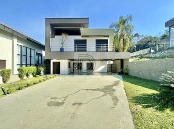 Casa · 360m² · 4 Quartos · 8 Vagas · Cond. Vintage - Casa Moderna, 4 Suítes, Piscina e Excelente Localização!