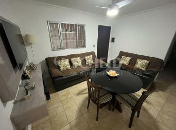 Casa · 93m² · 3 Quartos · 2 Vagas · Casa Térrea com Área Gourmet Próxima ao Clube Indiano Guarapiranga