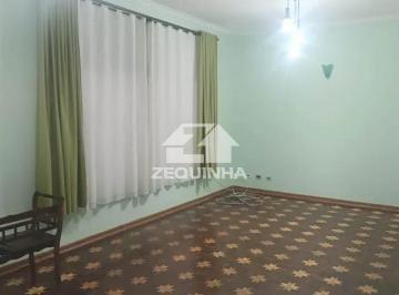 Casa · 200m² · 4 Quartos · 3 Vagas · Casa em Bela Vista, Osasco/SP de 200m² 4 quartos à venda por R$ 700.000,00