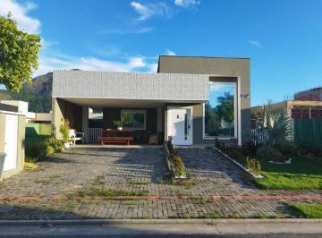Casa · 198m² · 3 Quartos · 2 Vagas · Casa em Centro, Maricá/RJ de 198m² 3 quartos à venda por R$ 850.000,00