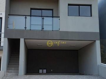 b2635d3d913826b471b1a5c54457bf7ba57829b4 · Casa com 3 Quartos, sendo 1 Suíte à venda, 125 m² por R$ 750.000 - Condomínio Vale Azul - Votorantim