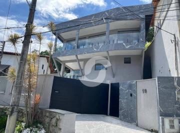 Casa · 292m² · 5 Quartos · 5 Vagas · Casa em Santo Antônio, Niterói/RJ de 292m² 5 quartos à venda por R$ 1.890.000,00