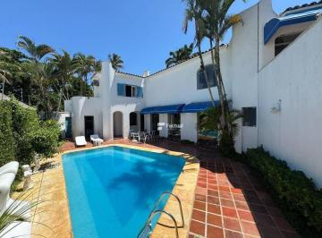 5ff8b5e8b2efdff196db80af9603fa3965fdeaed · Casa com 5 dormitórios à venda, 405 m² por R$ 2.150.000,00 - Praia de Pernambuco - Guarujá/SP