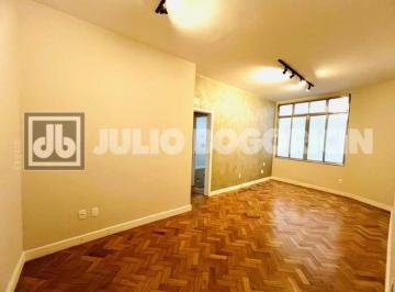 Apartamento · 68m² · 2 Quartos · Apartamento de 2 quartos a venda no Leblon, 68m2,  reformadíssimo, a 2 quadras d