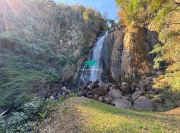 fajyemg2ota0yte0nda0yzhm_md · Propriedade Única e Exclusiva com Mega Cachoeira