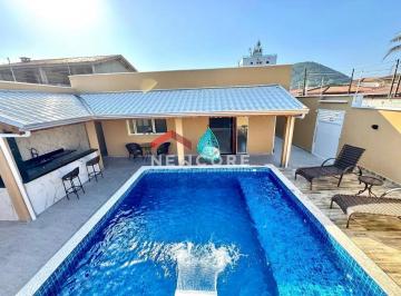 Casa · 206m² · 3 Quartos · 4 Vagas · Casa em Avenida Governador Mario Covas Junior - Itaóca - Mongaguá/SP